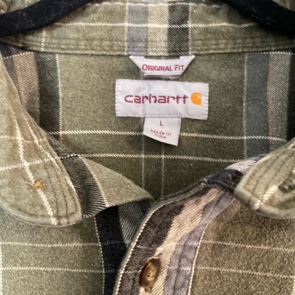 Carhartt men’s button up flannel shirt - Picture 2 of 6